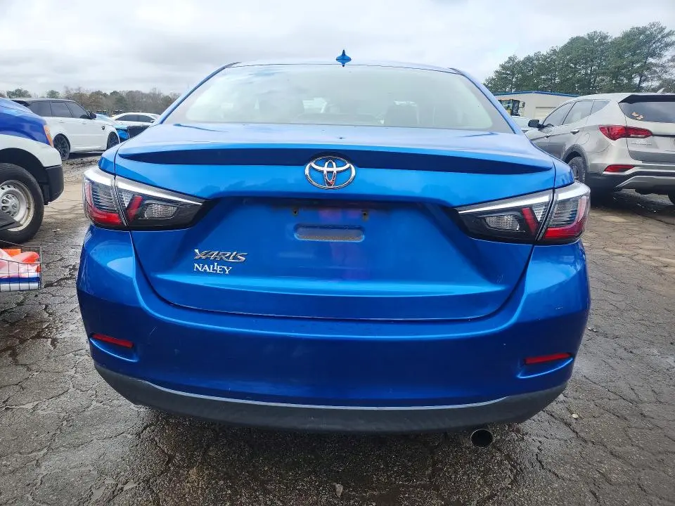 2019 TOYOTA YARIS L  