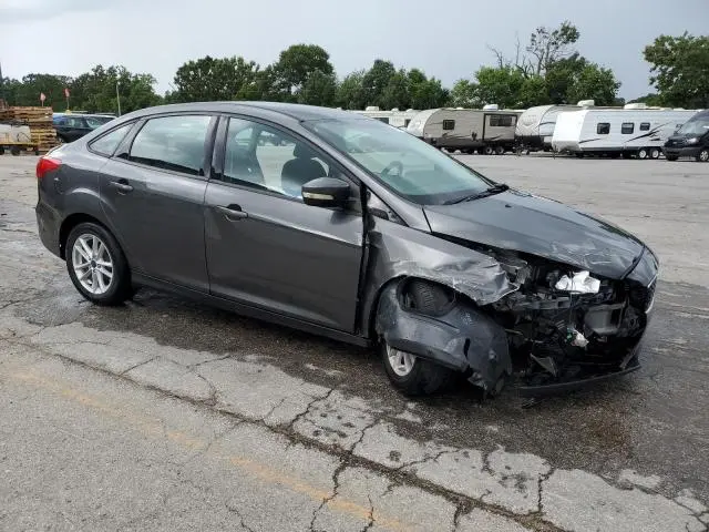2016 FORD FOCUS SE  