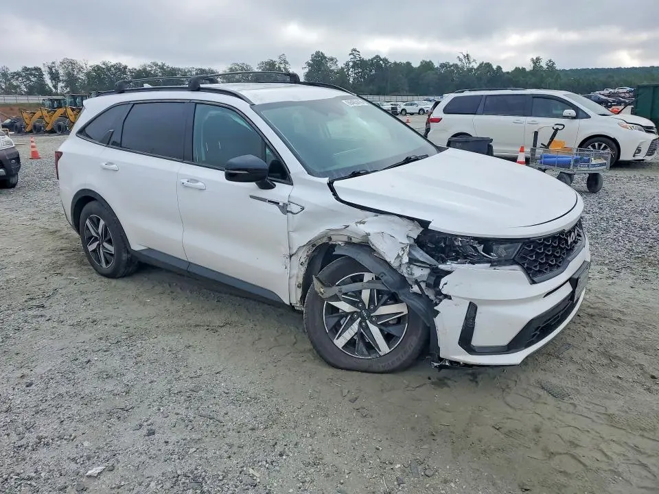 2022 KIA SORENTO S  