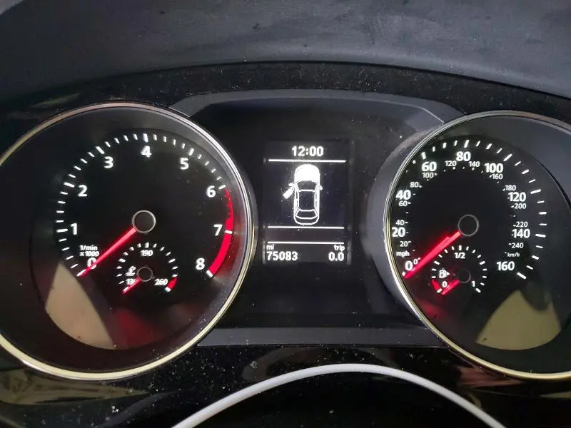 2015 VOLKSWAGEN JETTA SE  