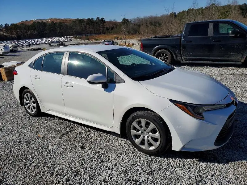 2025 TOYOTA COROLLA LE  