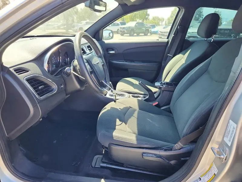 2012 CHRYSLER 200 LX  