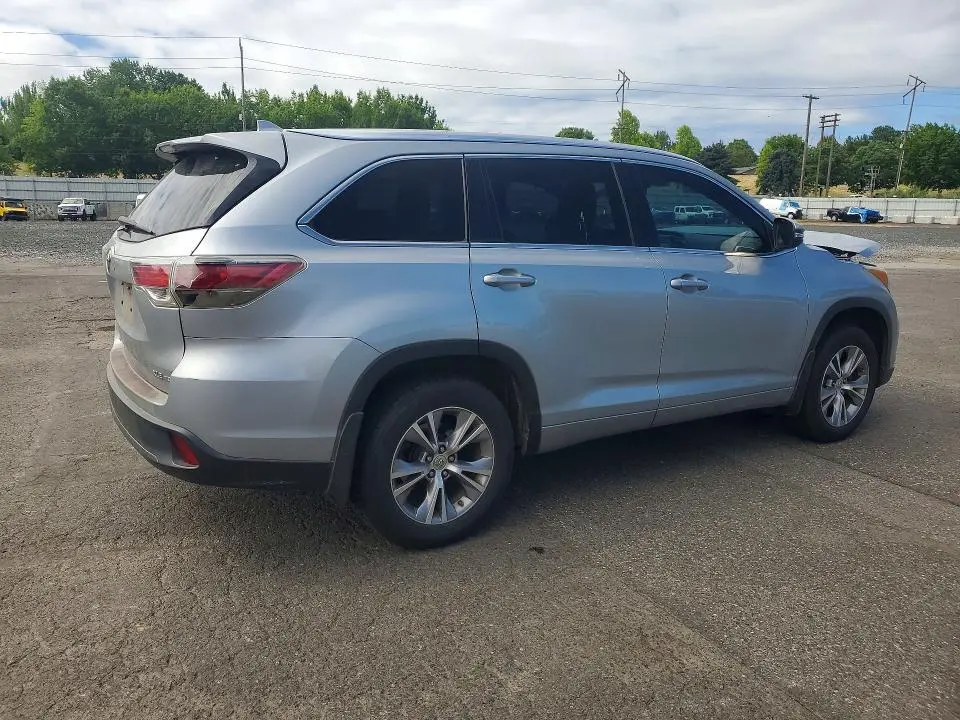 2015 TOYOTA HIGHLANDER XLE  