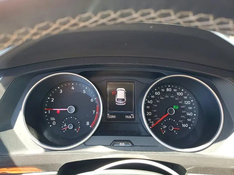 2021 VOLKSWAGEN TIGUAN SE  