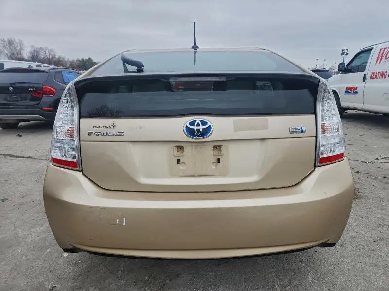 2010 TOYOTA PRIUS   