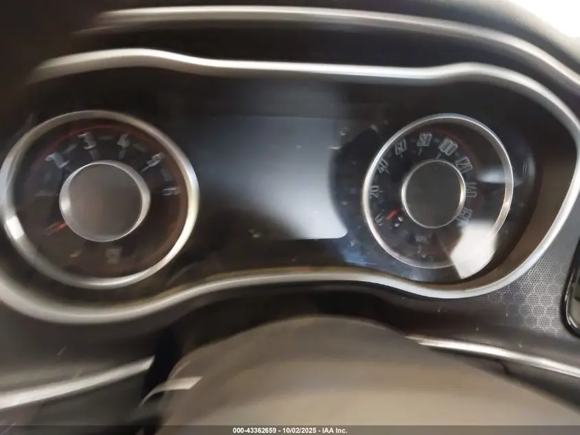 2015 DODGE CHALLENGER SXT PLUS