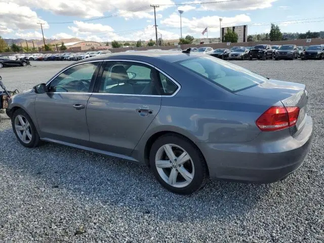 2013 VOLKSWAGEN PASSAT SE  