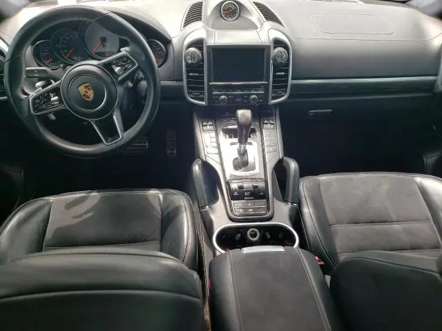 2016 PORSCHE CAYENNE GTS  