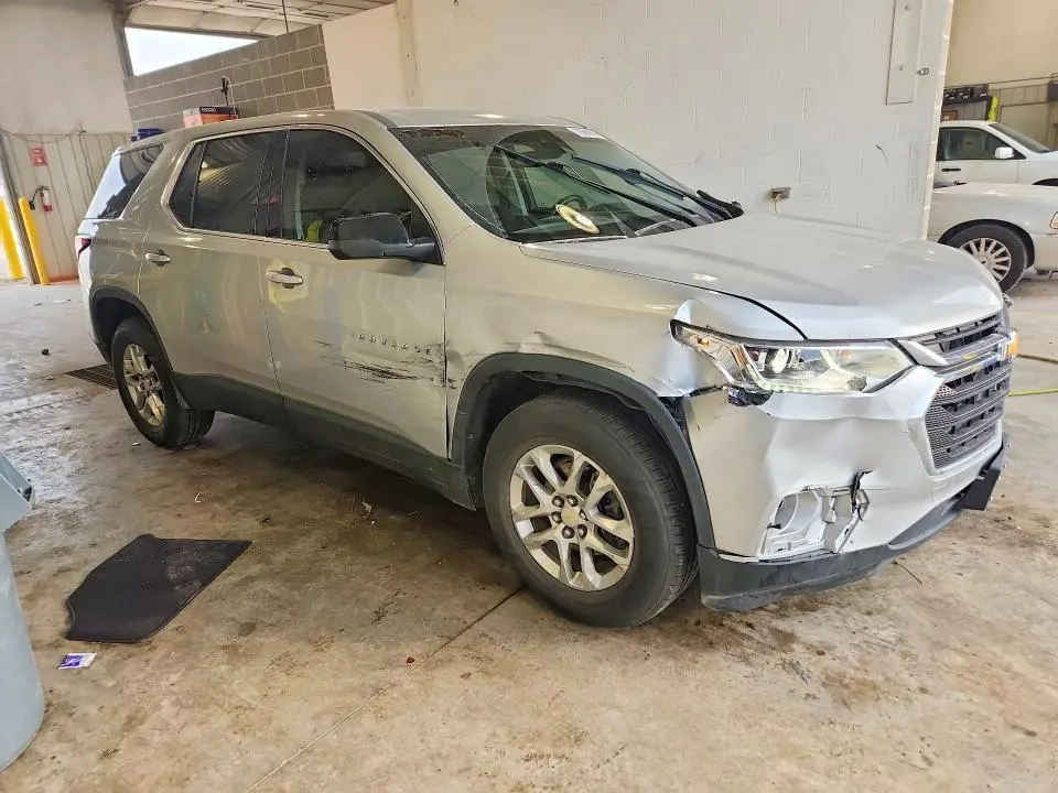 2021 CHEVROLET TRAVERSE LS  