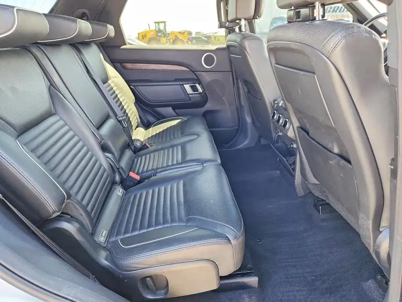 2018 LAND ROVER DISCOVERY HSE LUXURY  