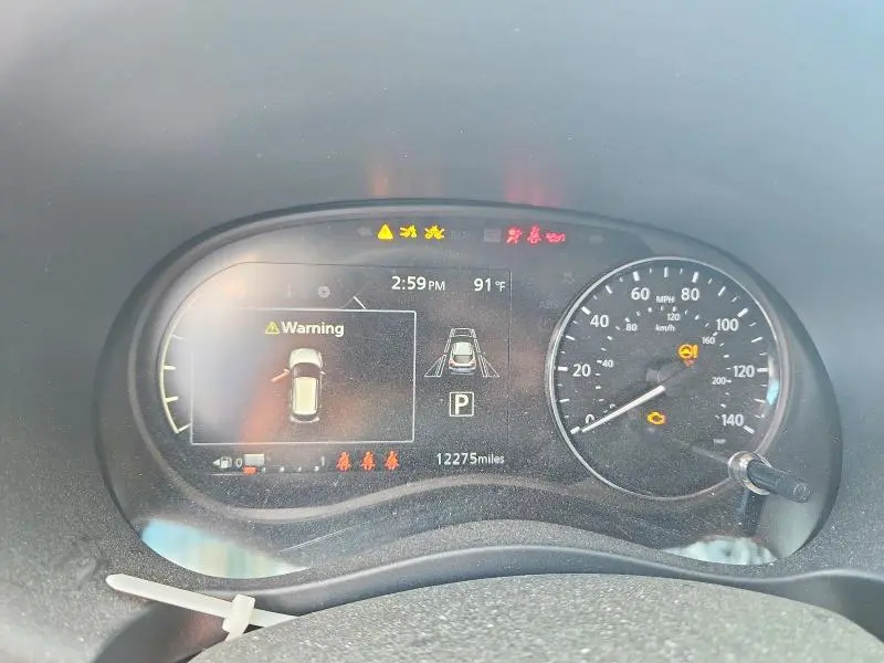 2024 NISSAN KICKS SV  