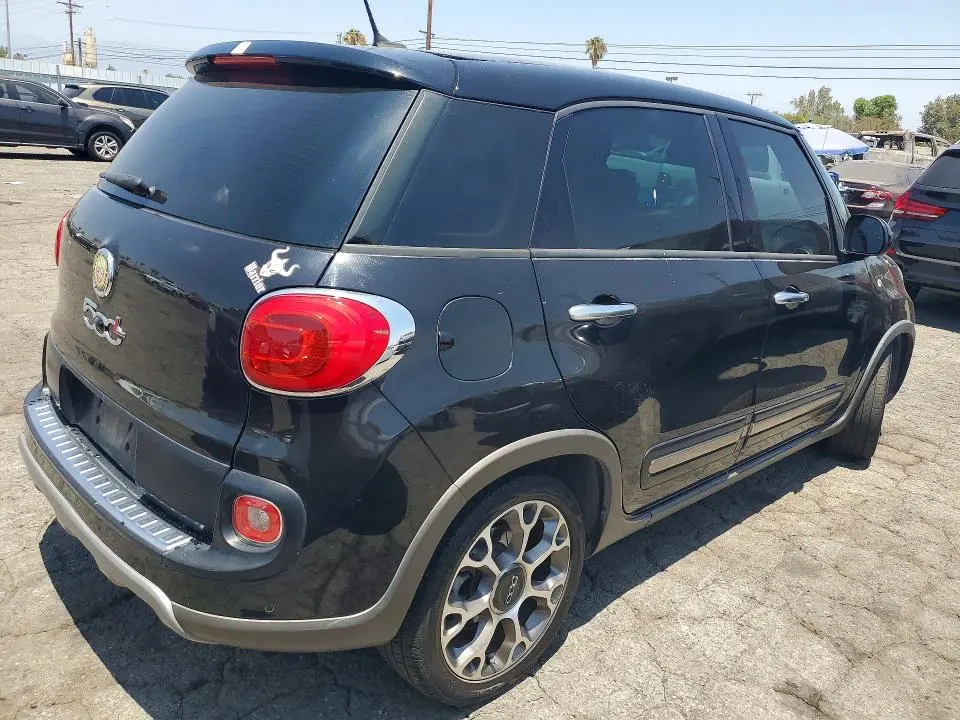 2014 FIAT 500L TREKKING  