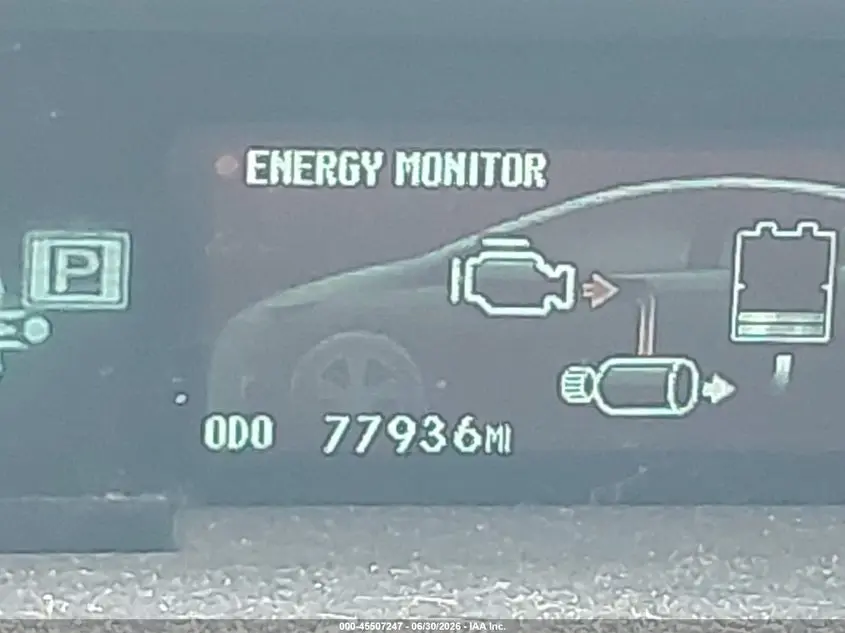 2013 TOYOTA PRIUS THREE SE