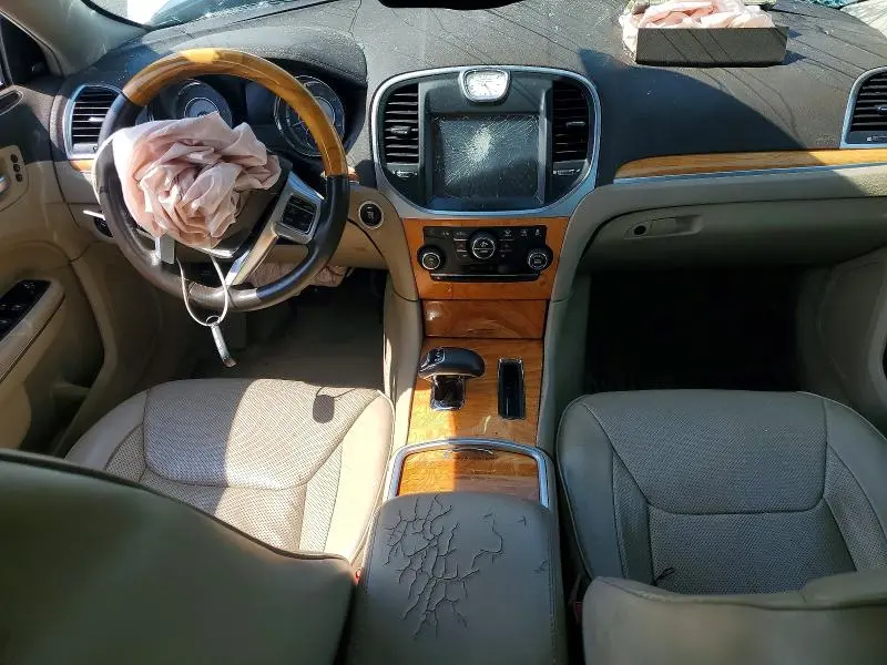 2013 CHRYSLER 300C   
