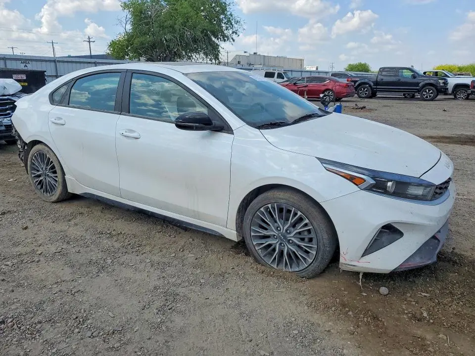 2022 KIA FORTE   