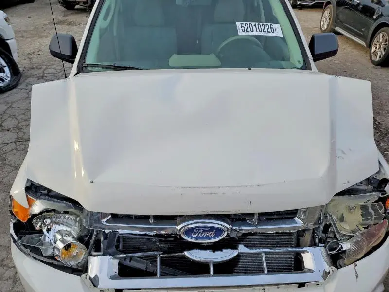 2011 FORD ESCAPE XLT  