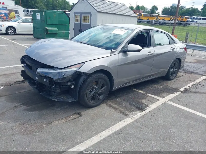 2022 HYUNDAI ELANTRA SEL