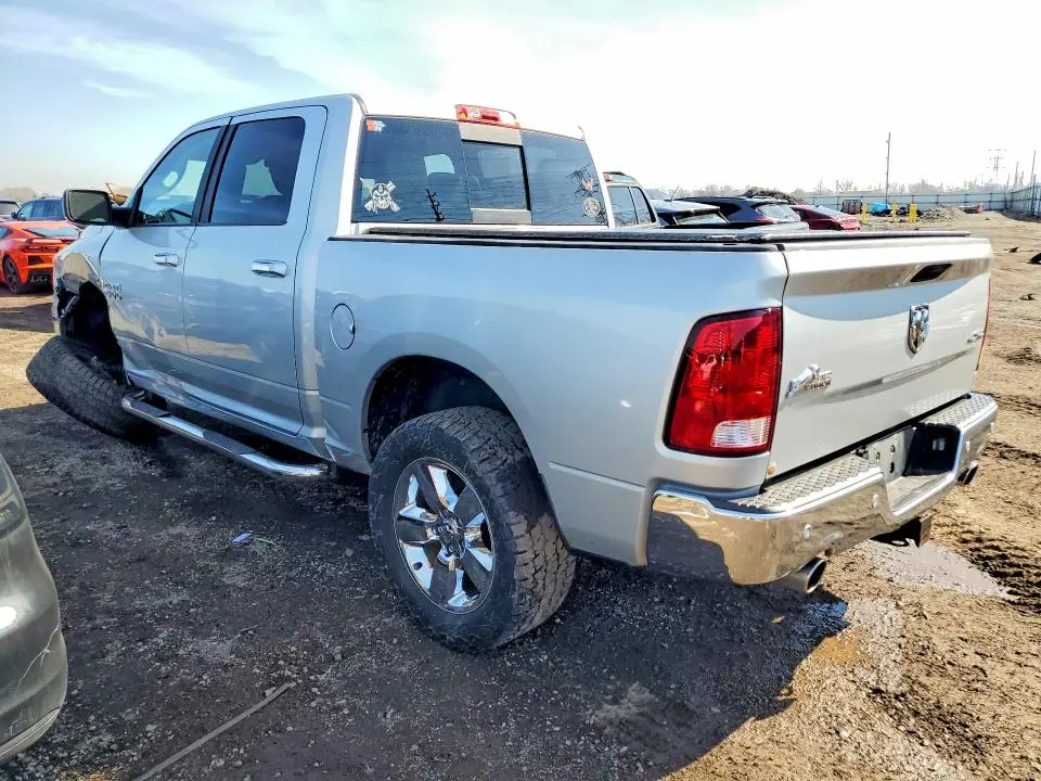 2017 RAM 1500 SLT  