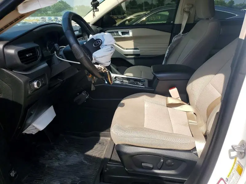 2022 FORD EXPLORER XLT  