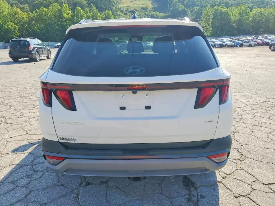 2025 HYUNDAI TUCSON SEL  
