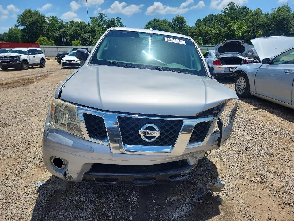 2014 NISSAN FRONTIER S  