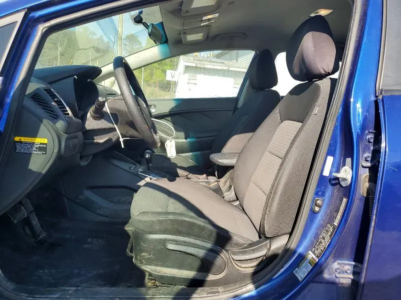 2017 KIA FORTE LX  