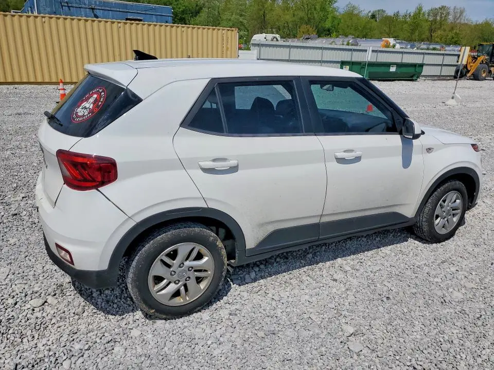 2022 HYUNDAI VENUE SE  