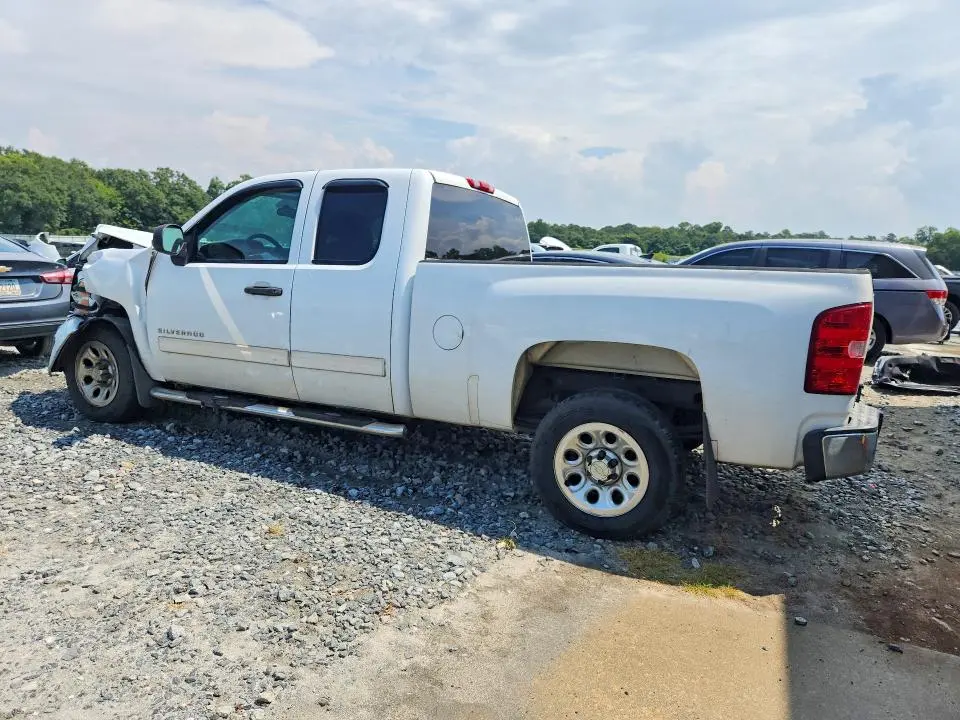 2011 CHEVROLET SILVERADO C1500 LS  