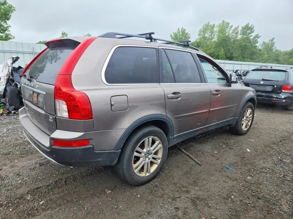 2010 VOLVO XC90 3.2  