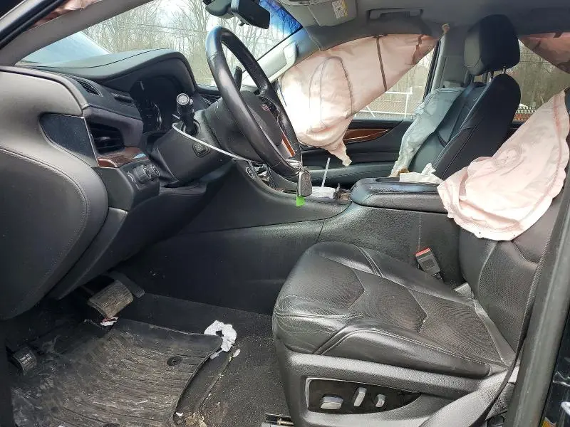 2019 CADILLAC ESCALADE LUXURY  