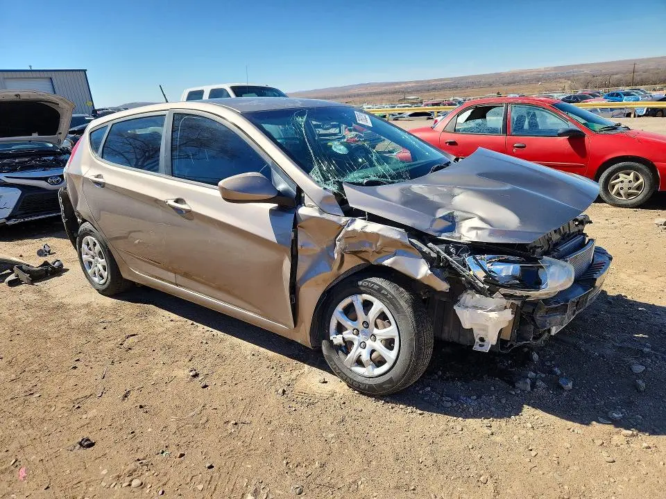 2014 HYUNDAI ACCENT GS  