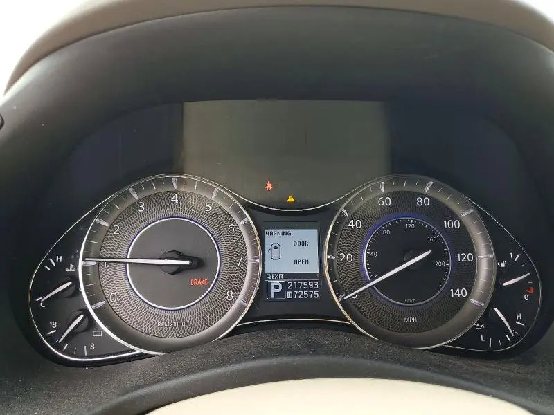 2012 INFINITI QX56 BASE  