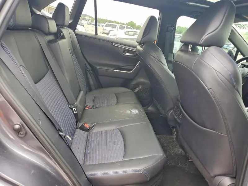 2019 TOYOTA RAV4 XSE  