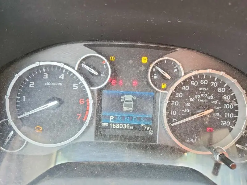2017 TOYOTA TUNDRA SR5  