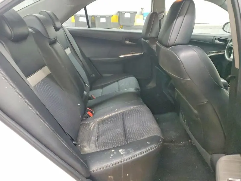 2012 TOYOTA CAMRY SE  