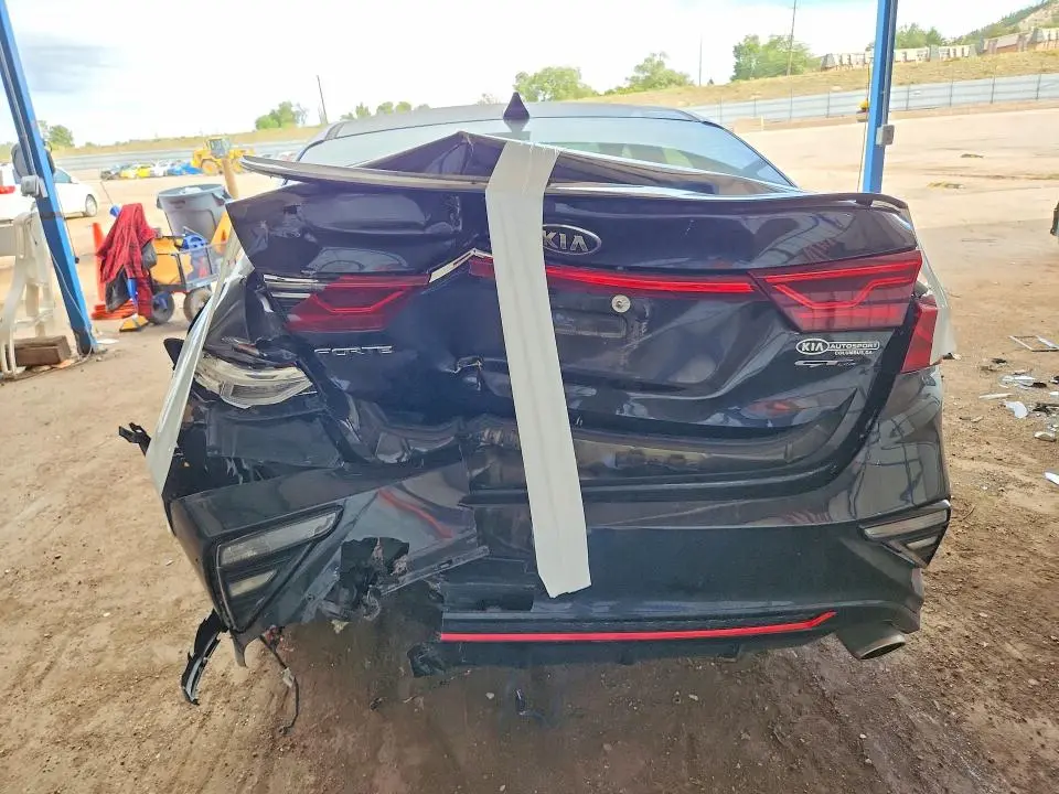 2021 KIA FORTE GT LINE  