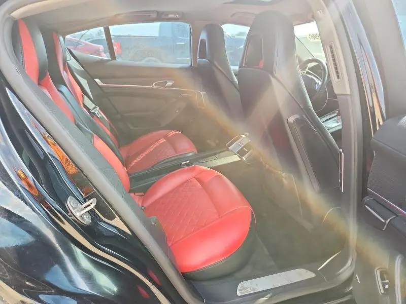 2014 PORSCHE PANAMERA 2  