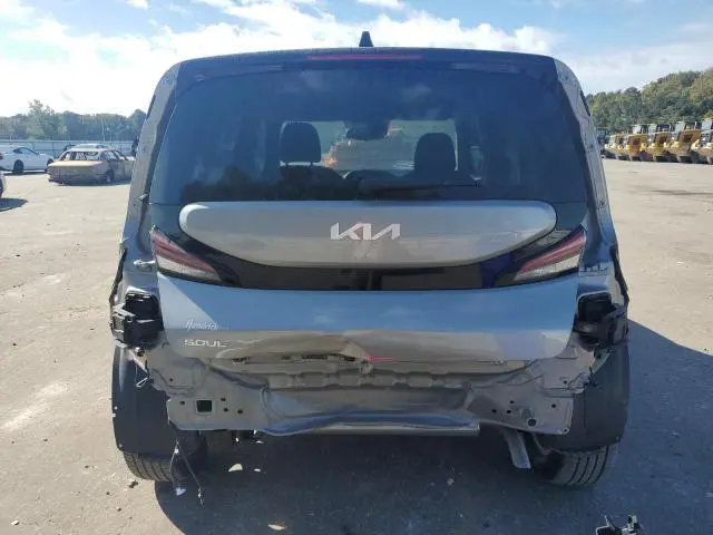 2025 KIA SOUL LX  