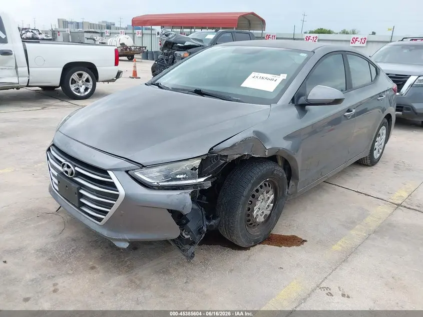 2018 HYUNDAI ELANTRA SE