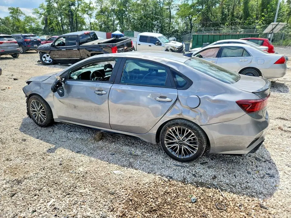 2023 KIA FORTE GT LINE  