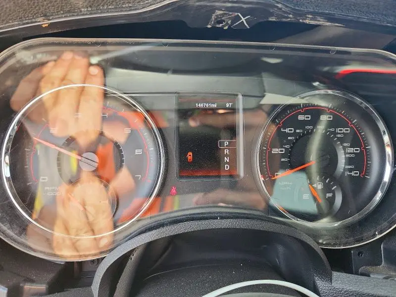2012 DODGE CHARGER SE  