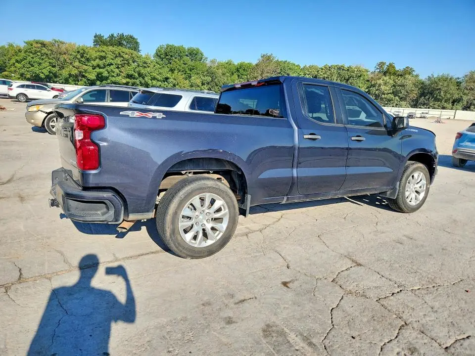 2023 CHEVROLET SILVERADO K1500 CUSTOM  