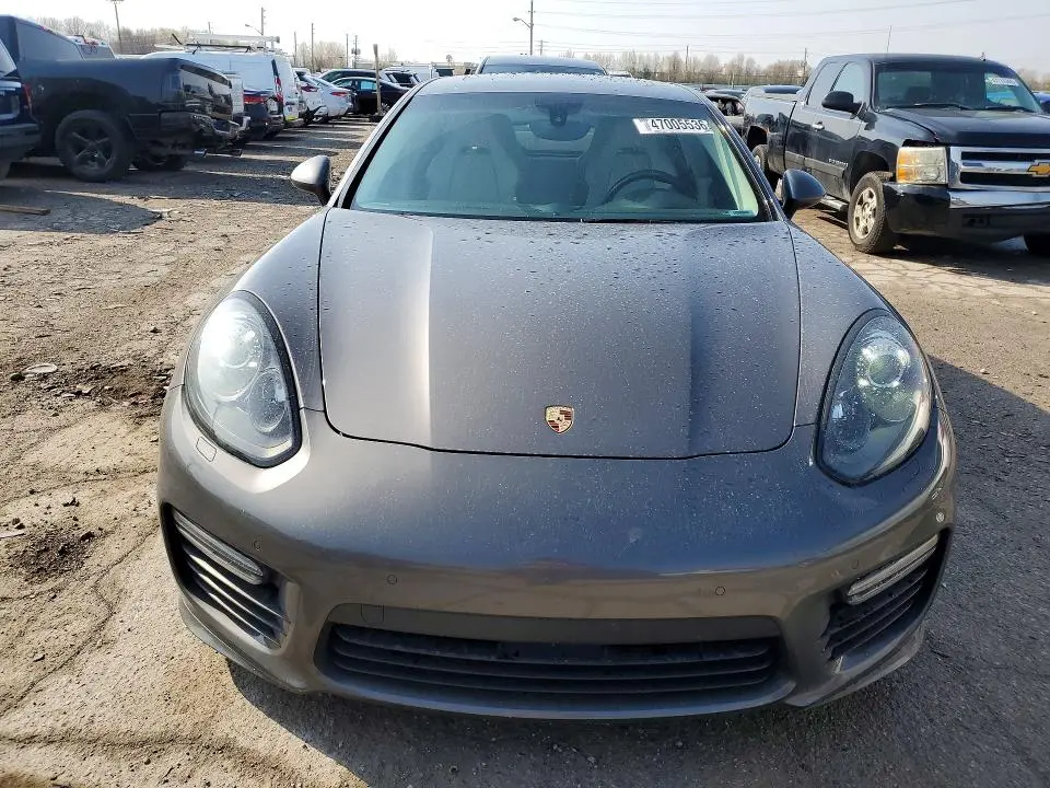 2015 PORSCHE PANAMERA GTS  