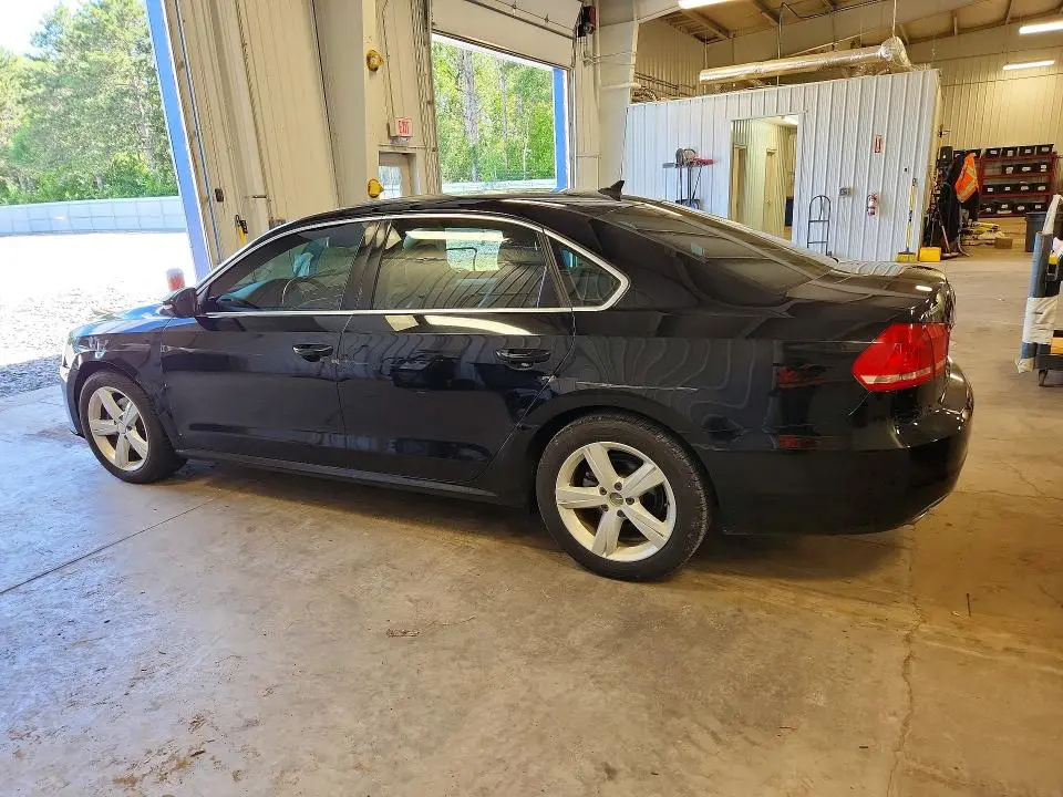 2012 VOLKSWAGEN PASSAT SE  