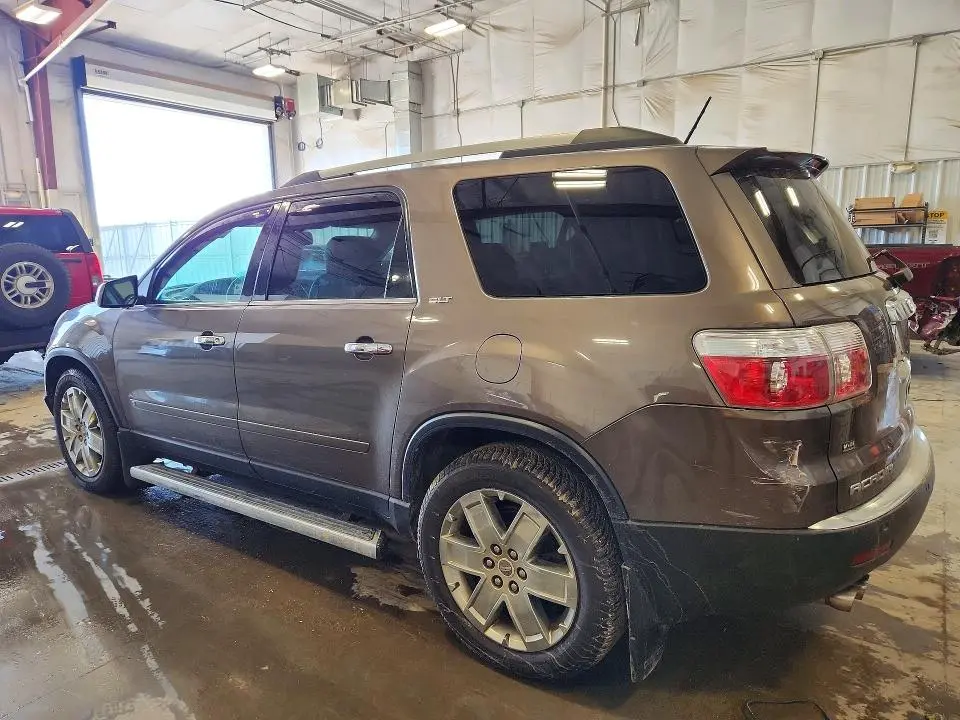 2010 GMC ACADIA SLT-2  