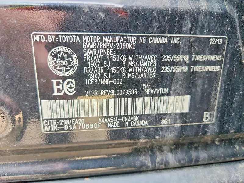2020 TOYOTA RAV4 XLE  