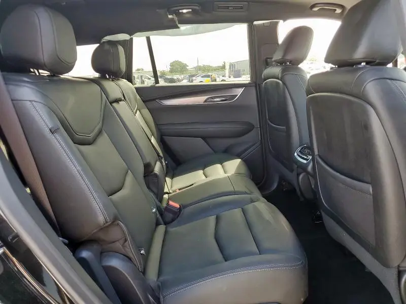 2021 CADILLAC XT6 LUXURY  