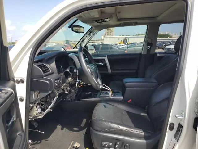 2019 TOYOTA 4RUNNER SR5  