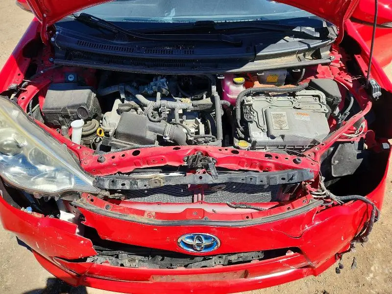 2014 TOYOTA PRIUS C THREE  