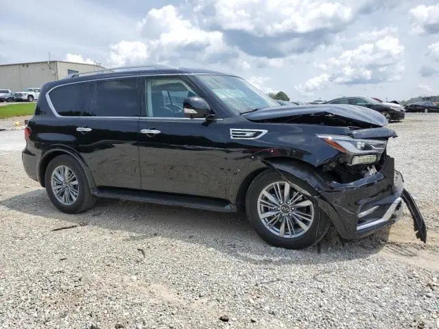 2023 INFINITI QX80 LUXE  